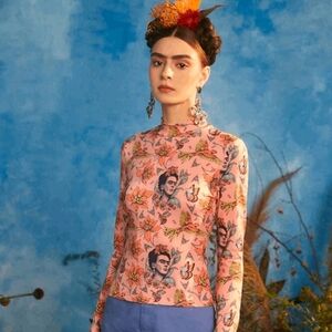 L💥Frida Kahlo & Shein Mock Neck Figure Floral Artistic Print Blouse Top